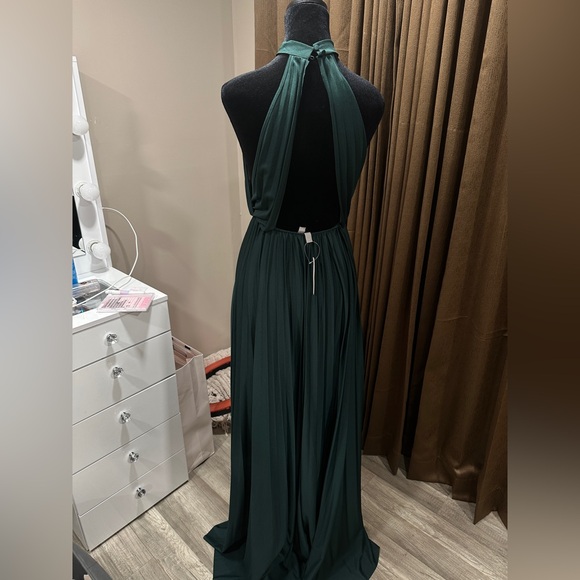 ASOS Forest Green Halter Pleated Maxi Dress - Picture 4 of 6